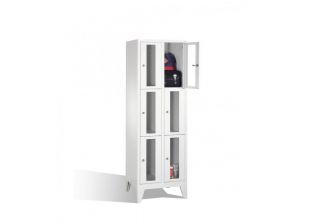 lockerkast-6-vakken-met-kijkvenster-open-met-inhoud