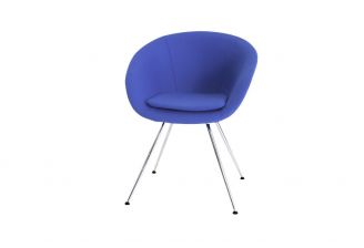 Design-stoel-Ramo-820-blauw-vooraanzicht