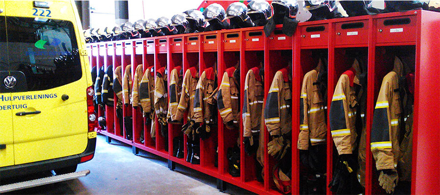 75 brandweerlockers geplaatst